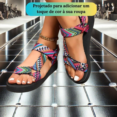Sandálias ALEJANDRA, coloridas, slip-on com fecho em straps.